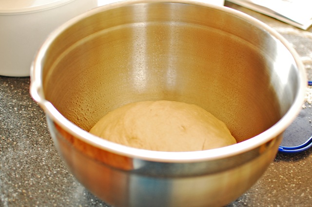 [baking bread 3[4].jpg]