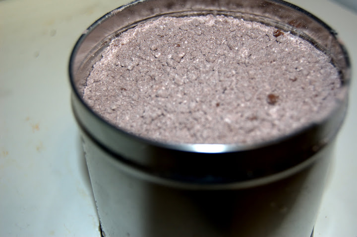 like chocolate dust