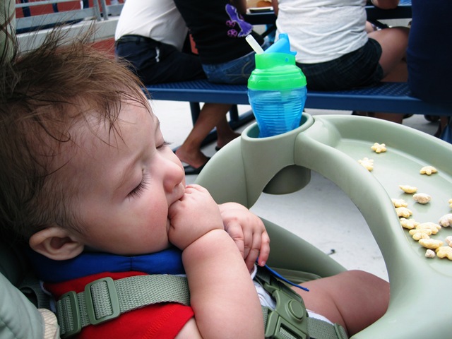 [2010-07-25 Riley at the Aces Game (4)[4].jpg]