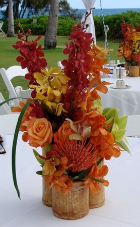 [jcenterpieceHemingway5.jpg]