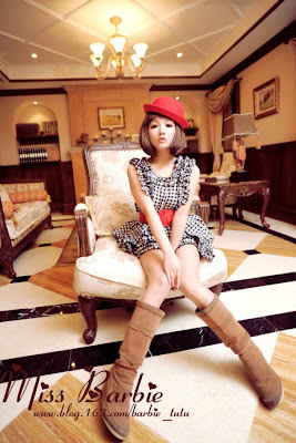 Barbie Diaoyang (刁扬) Barbie Diaoyang (刁扬)