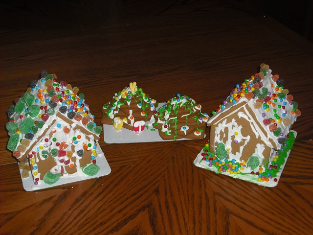 [christmas trees and gingerbread 007[2].jpg]