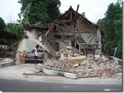 196-27-indonesia-earthquake
