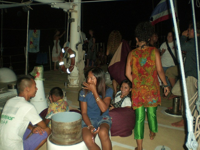[48 birthday yacht party.jpg]