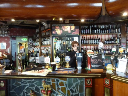 Interno del Bishop Arms