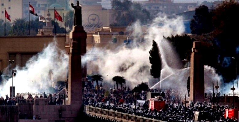 [Cairo Unrest 1-28-11[4].jpg]