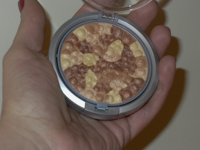 [bronzer 2[6].jpg]