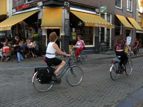 [amsterdam_bicycle_dres24.jpg]