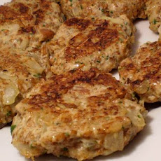 Healthy & Delicious: Chicken Pecan Bulgur Burgers