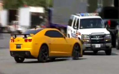 ชนจริงไม่ได้อิงตามบท รถ อุบัติเหตุ รถ Bumblebee ปะทะ รถตำรวจ ชนจริงไม่ได้อิงตามบท รถ อุบัติเหตุ รถ Bumblebee ปะทะ รถตำรวจ