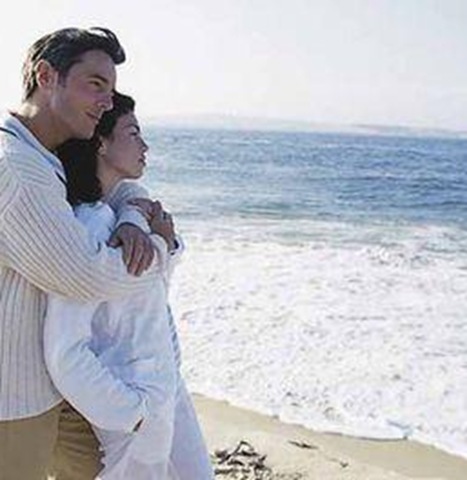 [casal na praia[4].jpg]