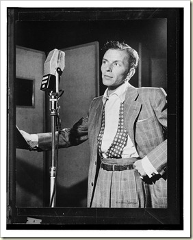 Portrait of Frank Sinatra, Liederkrantz Hall, New York, N.Y., ca. 1947 de Gottlieb