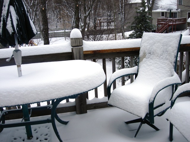 [1stDaySpringSnow[3].jpg]