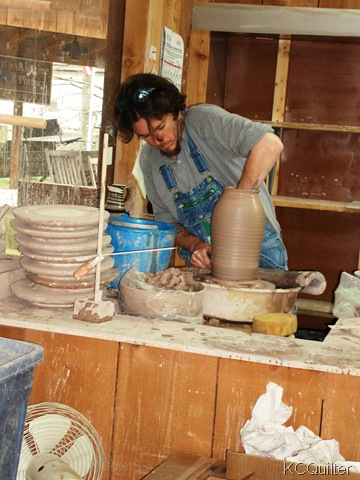 [PotterOnGladesRoadArtsCraftLoop[11].jpg]