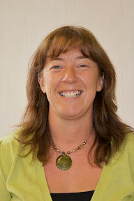 Dr Karen Thompson MBBS (1990 London) DRCOG MRCGP