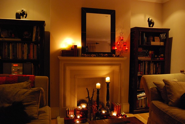 [Living room fireplace[2].jpg]