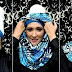 . bertudung : tak payah nak sanggul sangat.