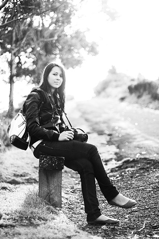 [Jessie pensive small[2].jpg]