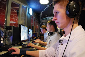 Crossfire Intel Challenge - Dzie� 3