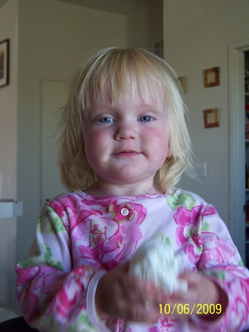 [23 months 004[2].jpg]