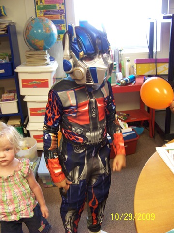 [halloween 067[2].jpg]