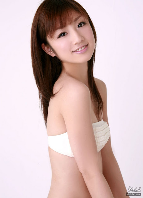 Yuko Ogura [MGNet] White Angel (2/30) (2/30)