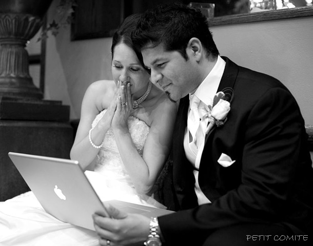 [bride-and-groom-watching-their-same-day-wedding-slideshow-03[13].jpg]
