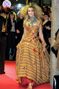 D&eacute;fil&eacute; de robe du cr&eacute;ateur Nicolas Fafiote pour l'ouverture du festival "D'un monde &agrave; l'autre"....