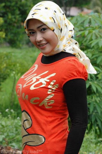 awek tudung
