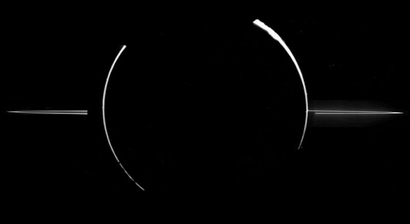 APOD: 2008 January 6 - Jupiter's Rings Revealed