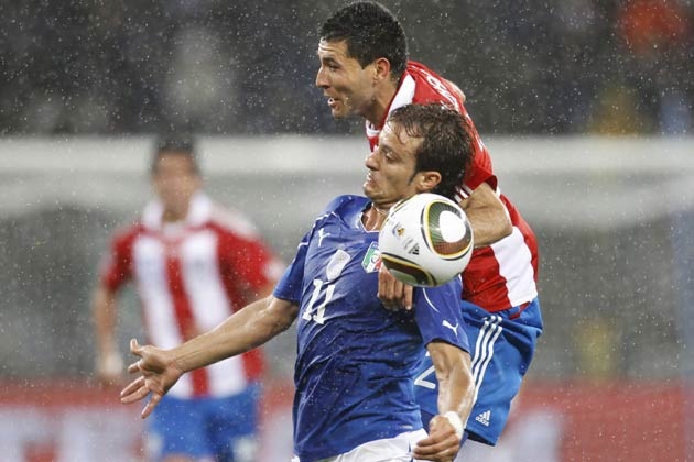 [Fifa world cup 2010 Paraguays vs Italy photos 2[3].jpg]