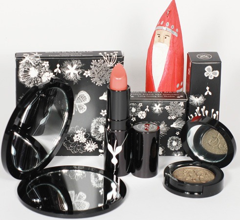 [Rouge-Bunny-Rouge-Holiday-Christmas-2010-Giftpack[4].jpg]
