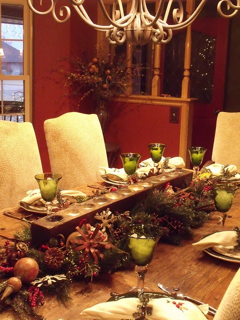 [diningtablexmas3[3].jpg]