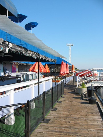 [tavern on the water 2[3].jpg]