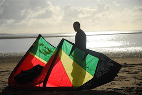 Kite surfers image
