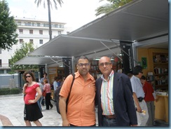 Fran Nuño -Librero/Editor- NUÑO EDITORIAL y Carlos Blanco Sánchez Finalista del I Premio Plumier de Colores y IV Premio PLUMIER DE VERSOS 2008 en la Feria del Libro de Sevilla 23 mayo 2009 Fran Nuño -Librero/Editor- NUÑO EDITORIAL y Carlos Blanco Sánchez Finalista del I Premio Plumier de Colores y IV Premio PLUMIER DE VERSOS 2008 en la Feria del Libro de Sevilla 23 mayo 2009