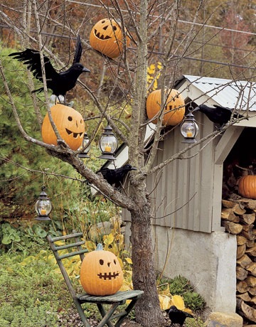 [pumpkins-lanterns-tree-GTL1005-de[3].jpg]