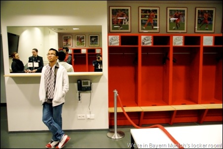 We’re standing in Bayern Munich’s locker room! 