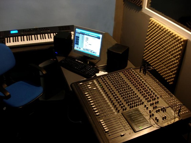 [studio[2].jpg]