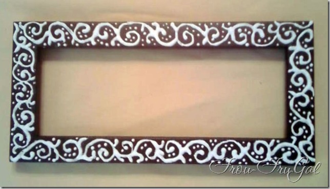 Frou FruGal: Embossing Technique - Piping Style - Embossed Frame