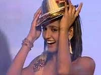[24-shakti-mohan-240410[2].jpg]