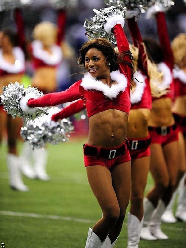 sexy_christmas_cheerleaders_08