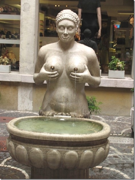 weird_fountains_9 weird_fountains_9