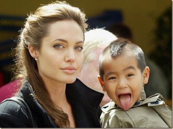 angelina-jolie-maddox.0.0.0x0.432x324 angelina-jolie-maddox.0.0.0x0.432x324