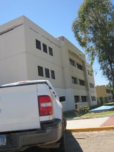 Fotos edificios UABC