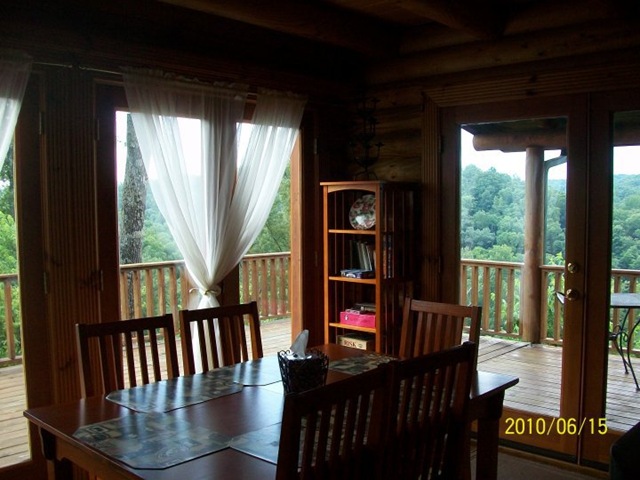 [Dining area[2].jpg]