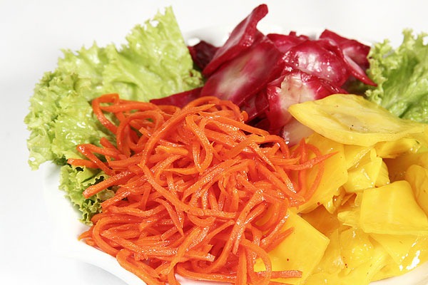 [1293442676_korejskij-salat5.jpg]