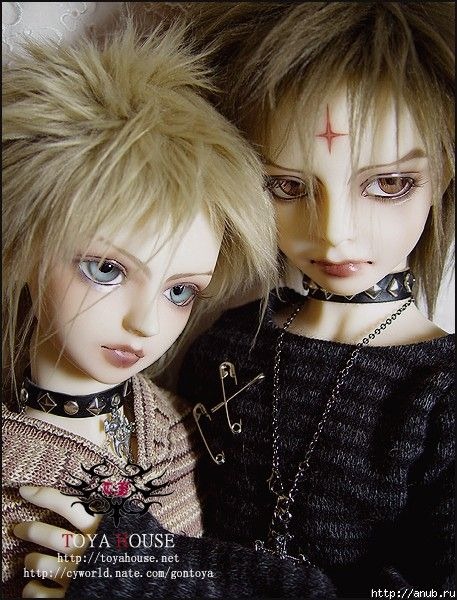 [24141184_1185516985_1169810424_116955447814_parachka[6].jpg]