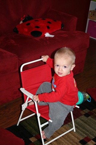 [2010-11-28 Nate in his chair (2)[3].jpg]