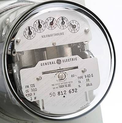 [measuring-electricity-usage-for-bill[2].jpg]